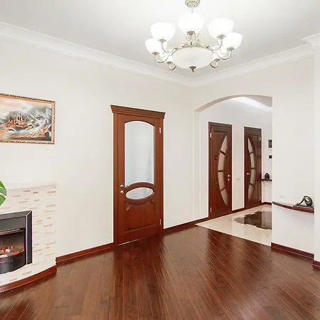 Comfort In Historical Center Of Lejlighed Odessa