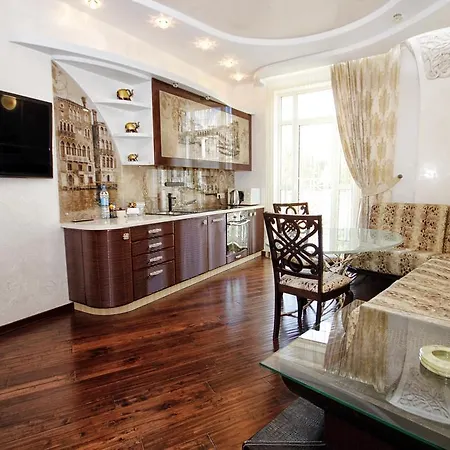 Comfort In Historical Center Of